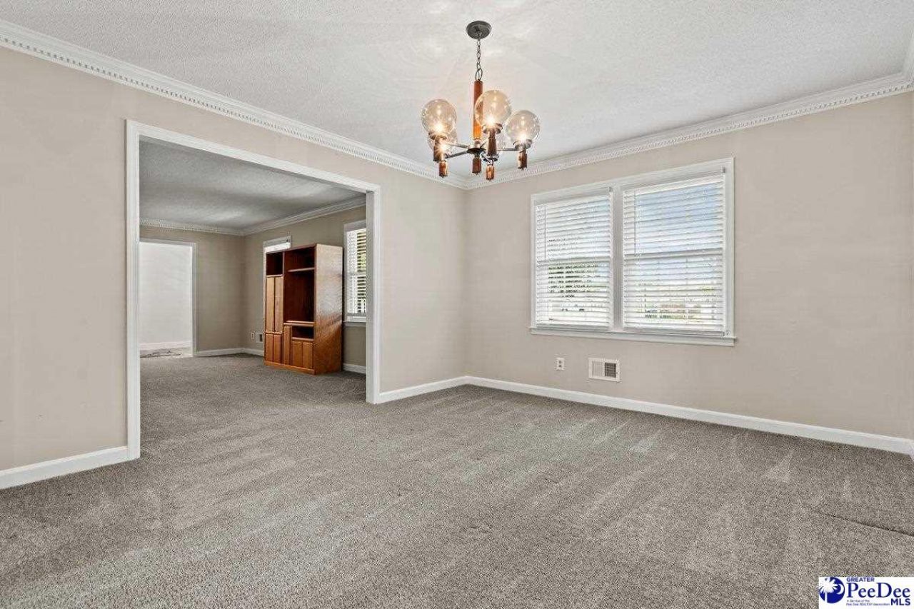 839 Wedgefield Rd Photo 9