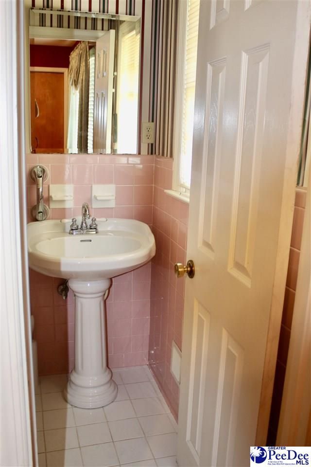 275 Mccutcheon Rd Photo 14