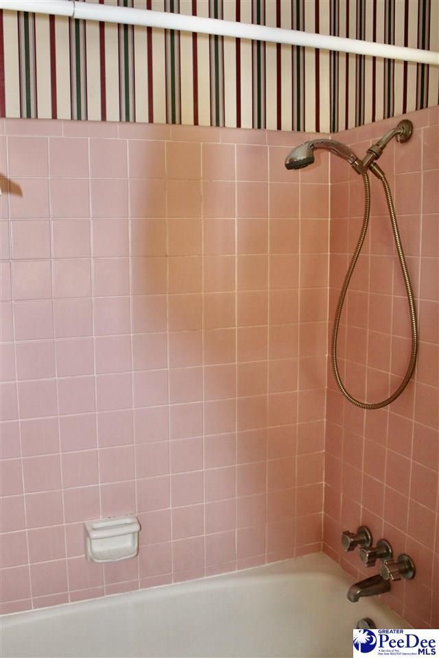 275 Mccutcheon Rd Photo 15