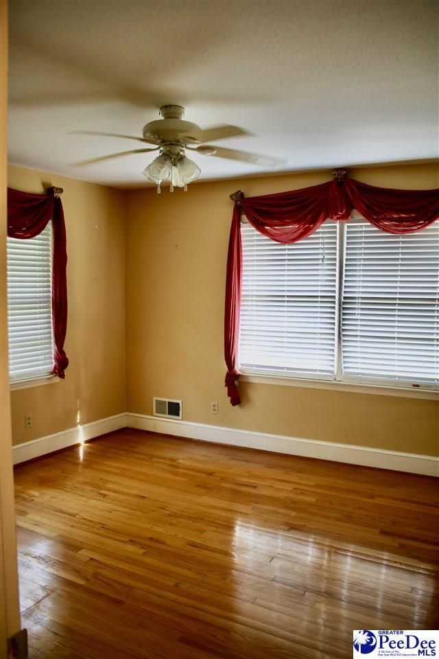 275 Mccutcheon Rd Photo 16