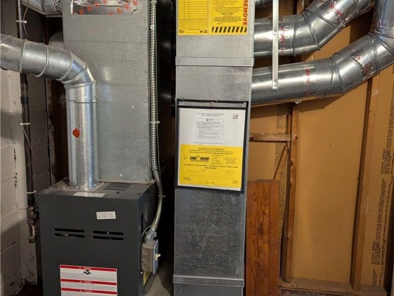 1492 E 250th Street, Euclid, OH 44117 Photo 16