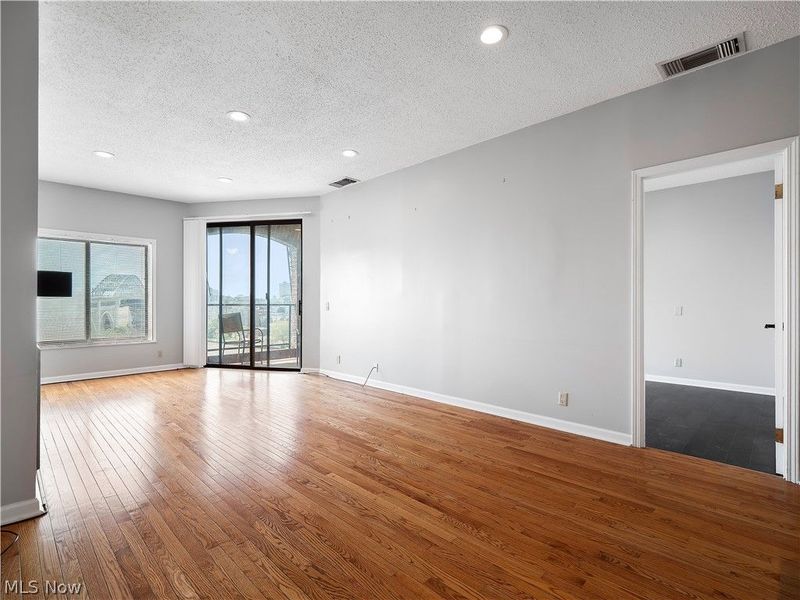 1444 W 10th Street , Unit 606, Cleveland, OH 44113 Photo 10