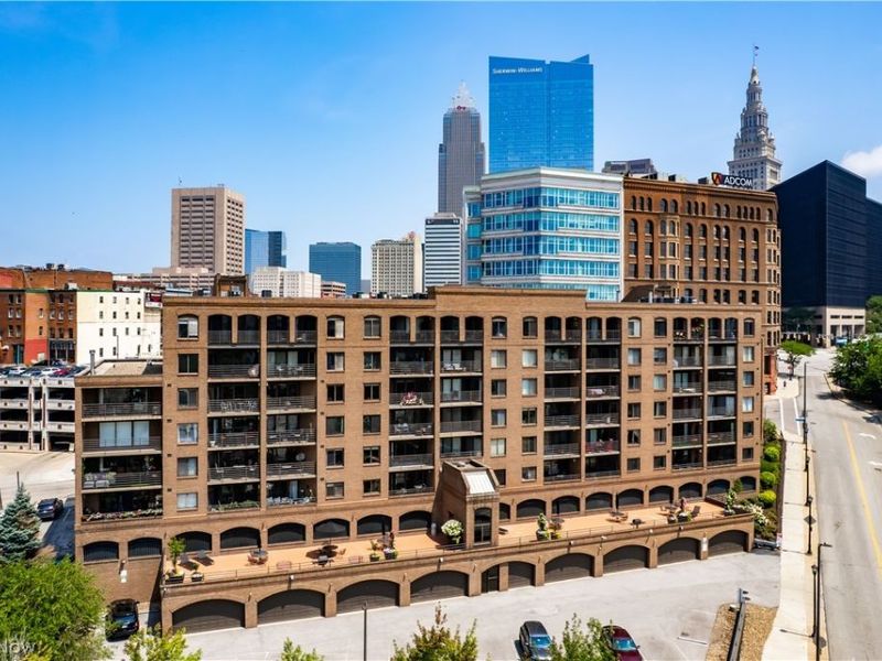 1444 W 10th Street , Unit 606, Cleveland, OH 44113 Photo 2