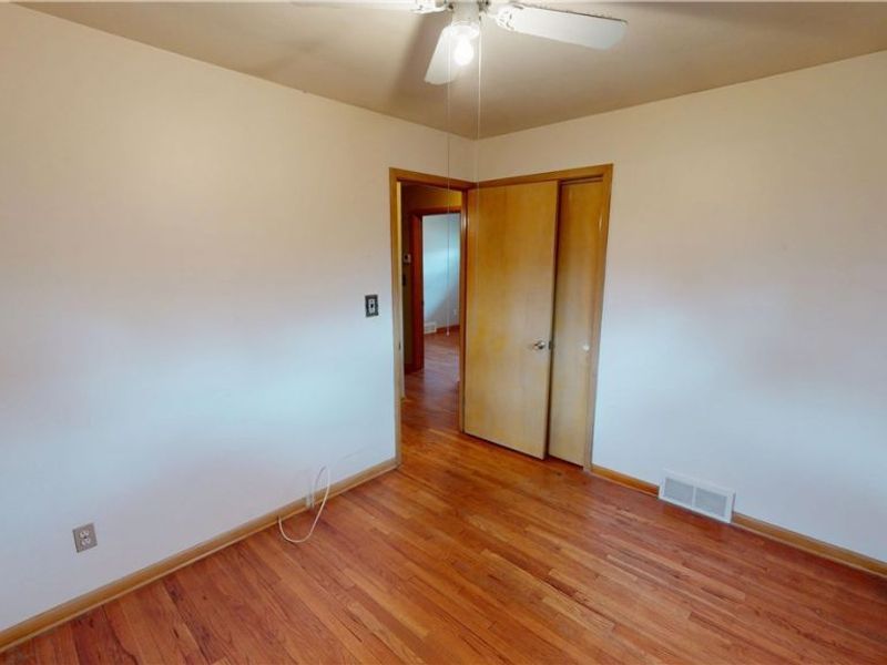 10750 Schwab Drive, Parma, OH 44130 Photo 18