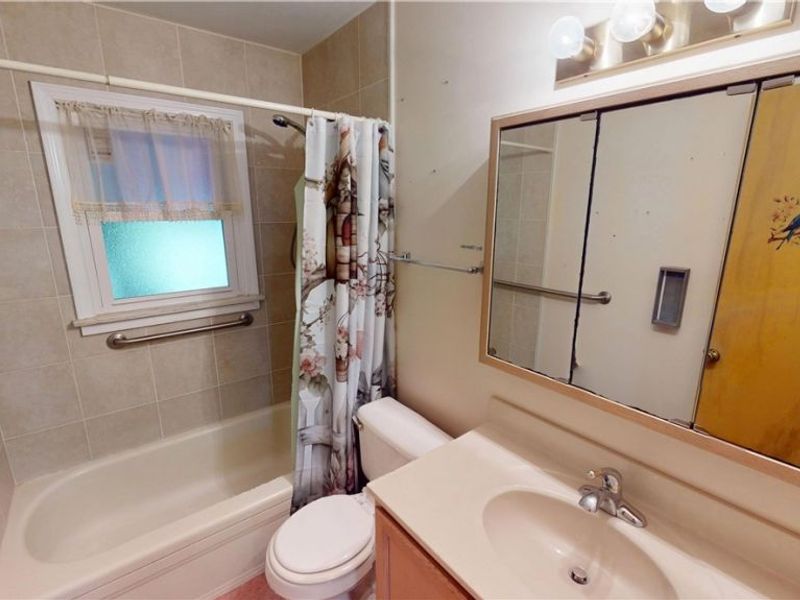 10750 Schwab Drive, Parma, OH 44130 Photo 19