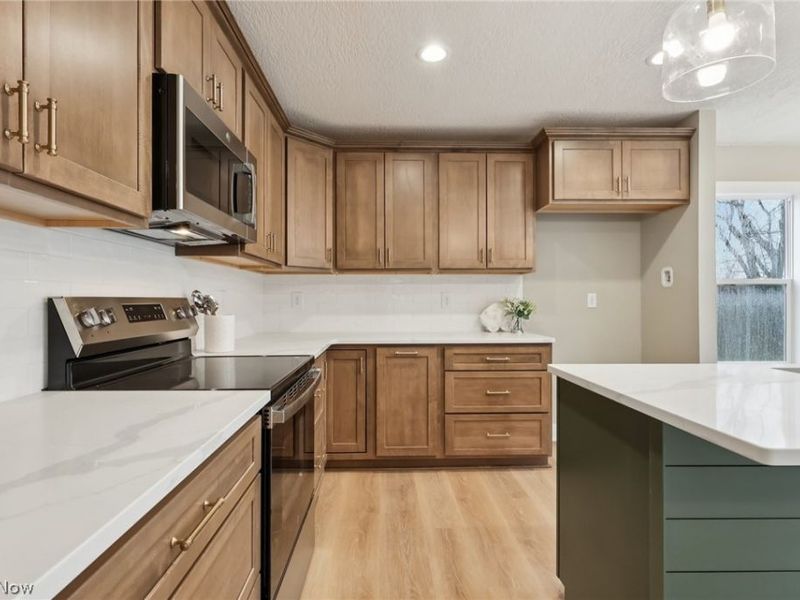 2132 Tarragon Drive, West Salem, OH 44287 Photo 9