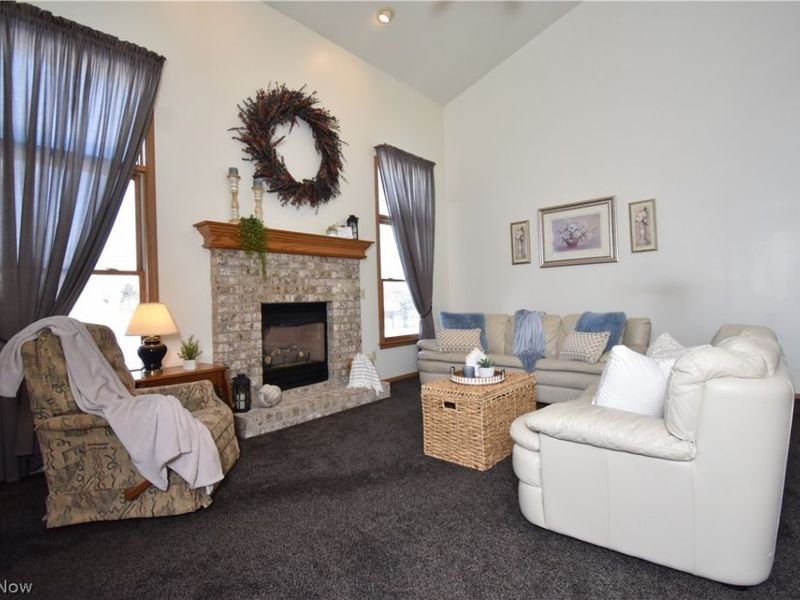 585 Creekside Drive , Hubbard, OH 44425 Photo 17