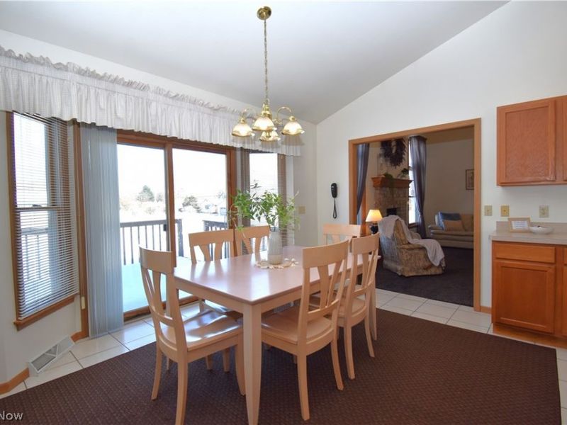 585 Creekside Drive , Hubbard, OH 44425 Photo 23