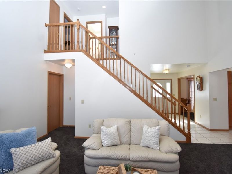 585 Creekside Drive , Hubbard, OH 44425 Photo 24