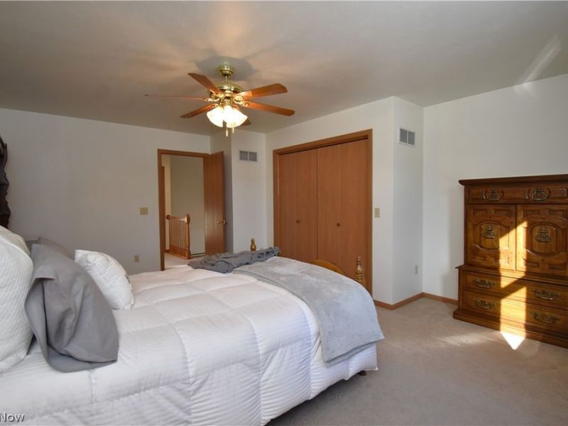 585 Creekside Drive , Hubbard, OH 44425 Photo 40