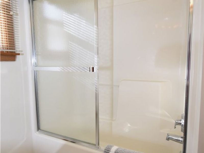 585 Creekside Drive , Hubbard, OH 44425 Photo 42