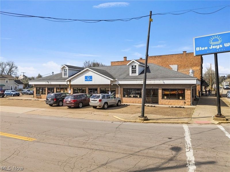 1 Main Street N, Navarre, OH 44662 Photo 2