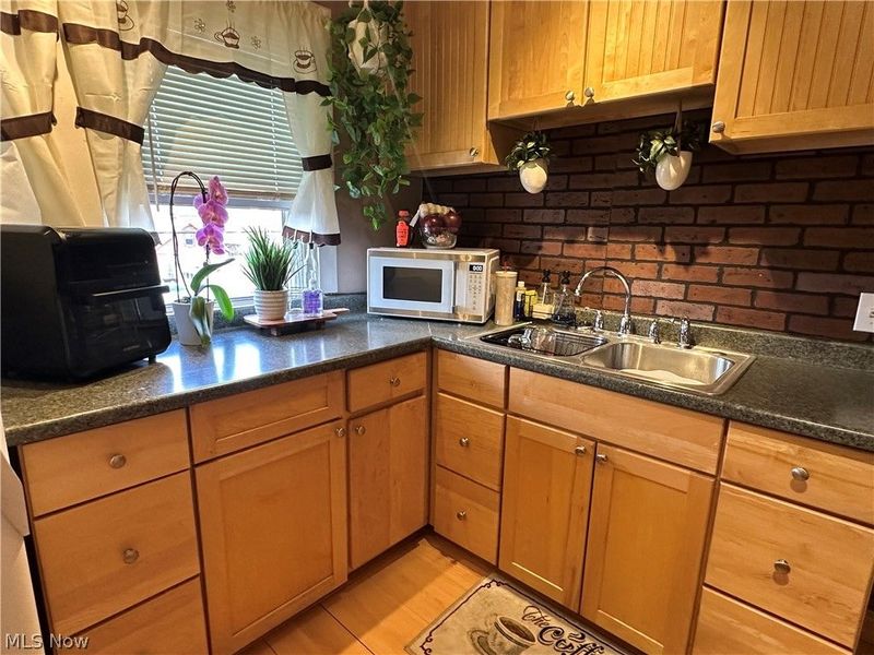 3857 W 137th Street , Cleveland, OH 44111 Photo 14