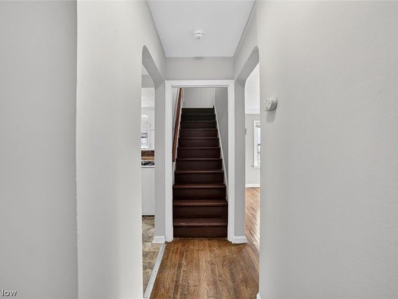 1568 Parker Drive, Mayfield Heights, OH 44124 Photo 15