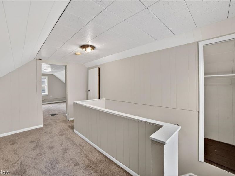 1568 Parker Drive, Mayfield Heights, OH 44124 Photo 16