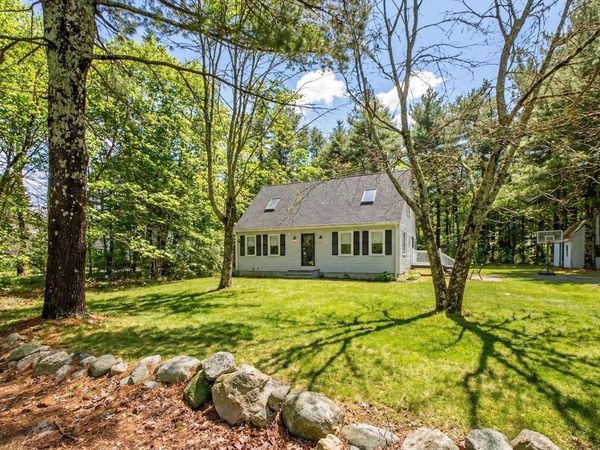 25 King St, Norfolk, MA 02056