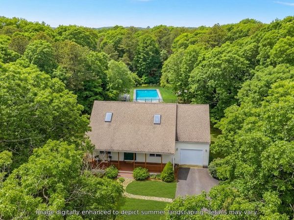 98 Sandwich Rd, Falmouth, MA 02536