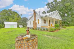 292 Greyback Road photo 4
