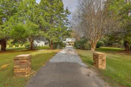 292 Greyback Road photo 4