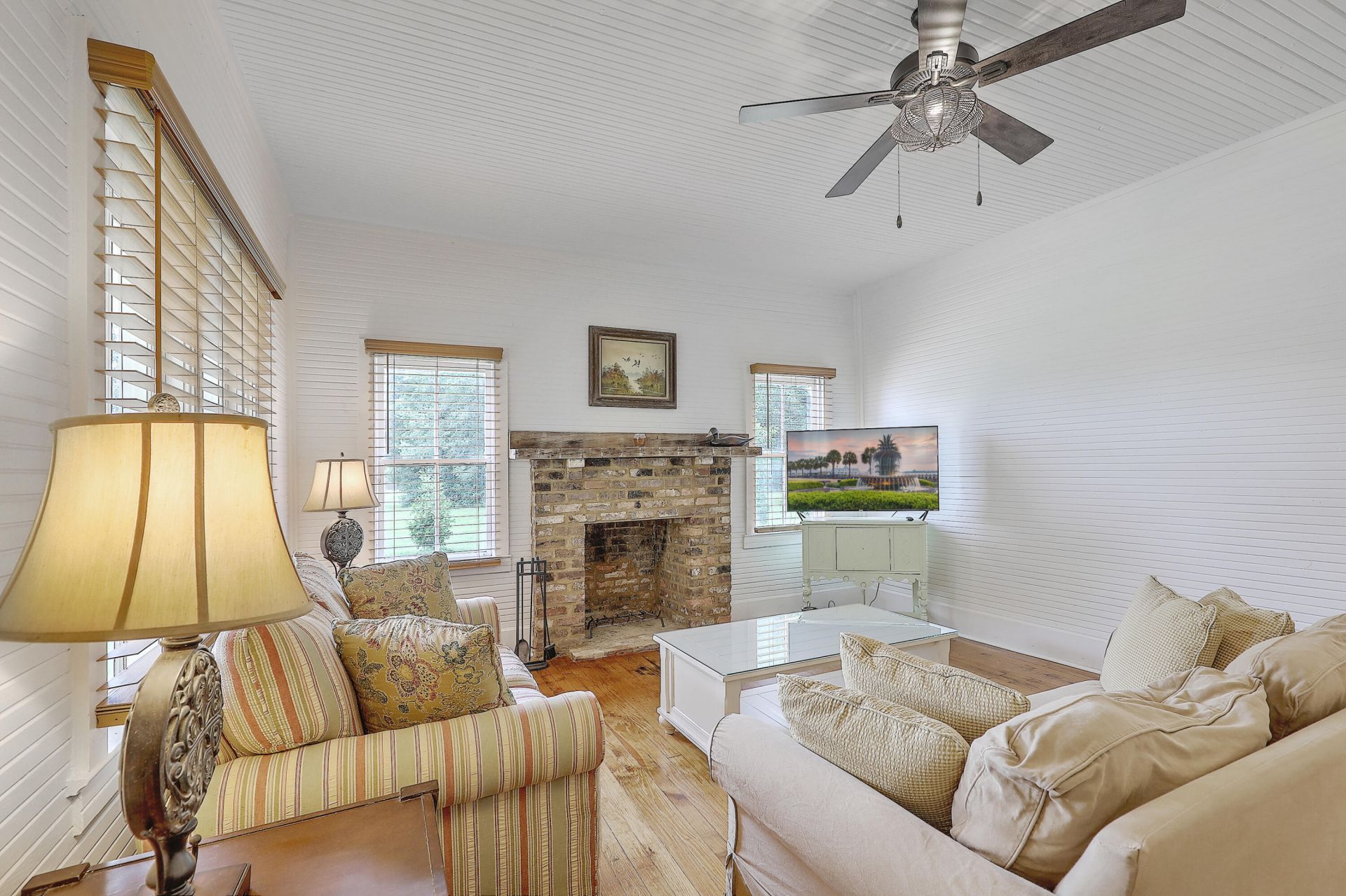 292 Greyback Road Photo 7