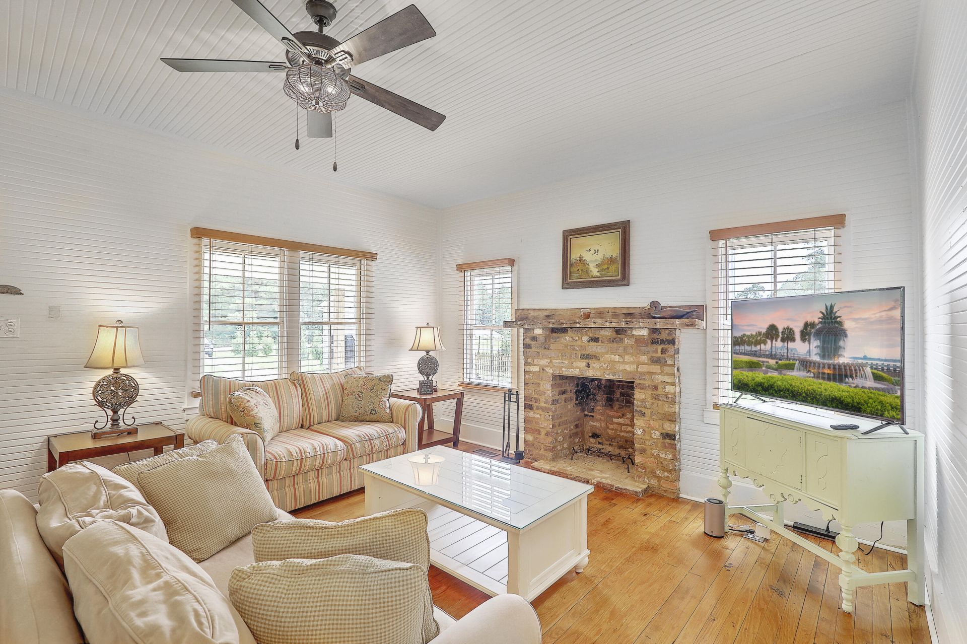 292 Greyback Road Photo 8