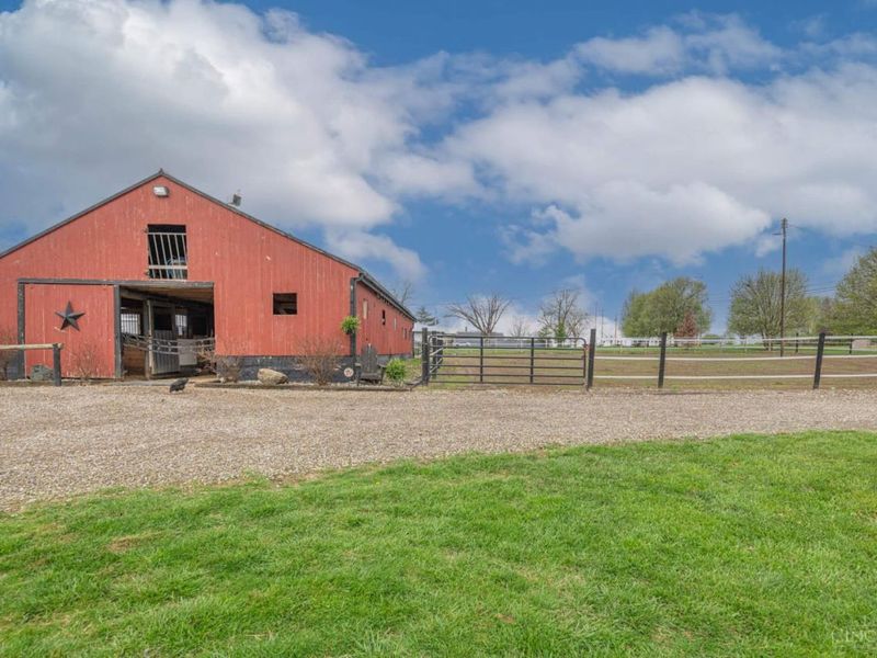 3721 Trenton Oxford Road, Milford Twp, OH 45056 Photo 29