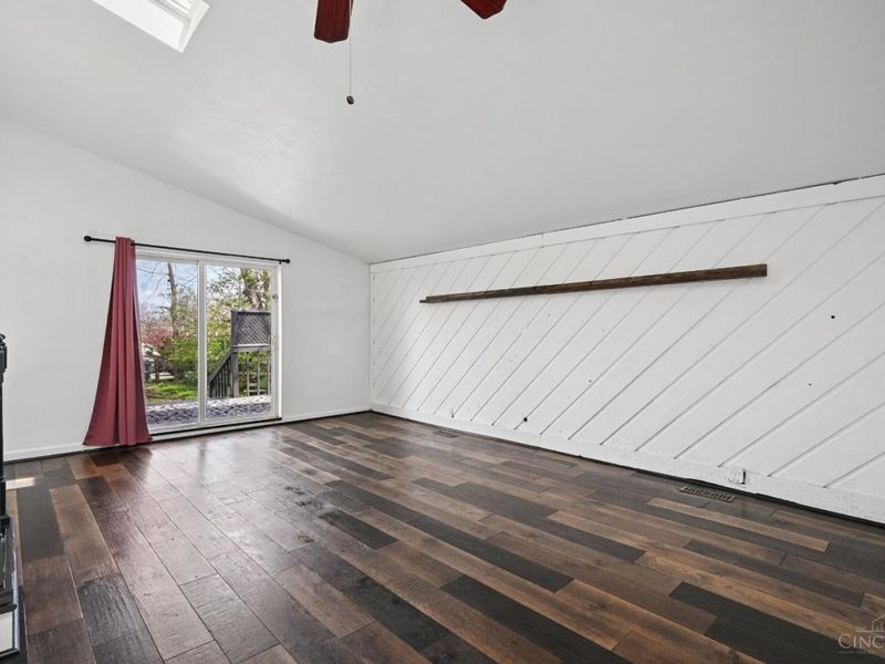 24 E Sharon Road, Glendale, OH 45246 Photo 11