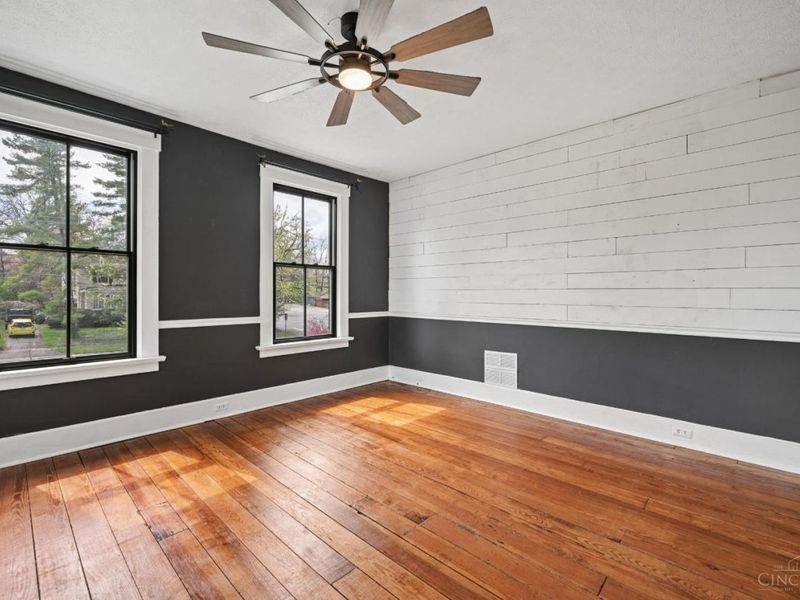 24 E Sharon Road, Glendale, OH 45246 Photo 16