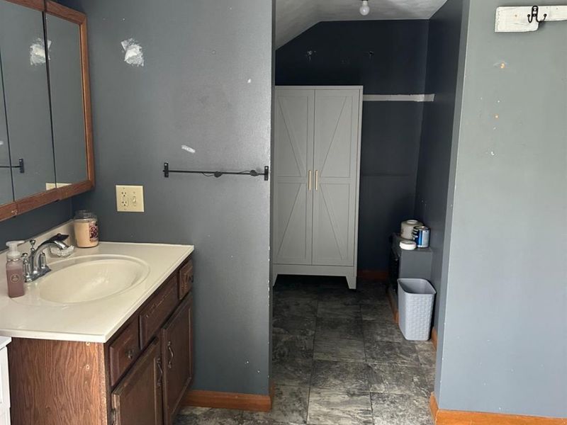 206 Broadway Street S, Lynchburg, OH 45142 Photo 19