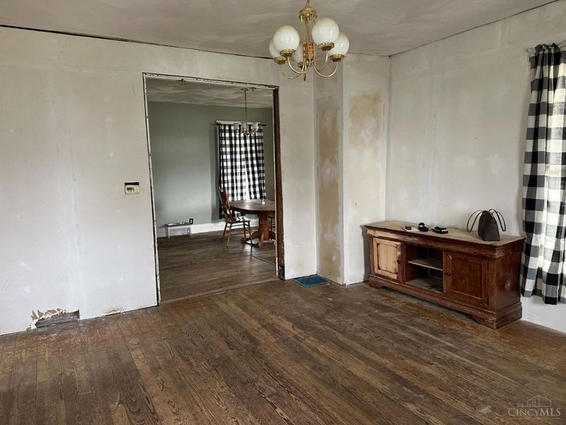 206 Broadway Street S, Lynchburg, OH 45142 Photo 3