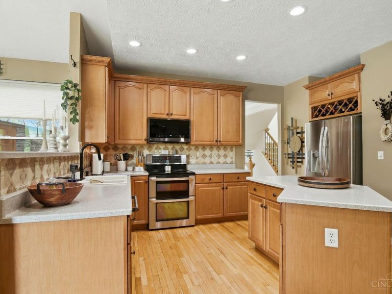 6152 Spring Lake Drive, Fairfield Twp, OH 45011 Photo 13