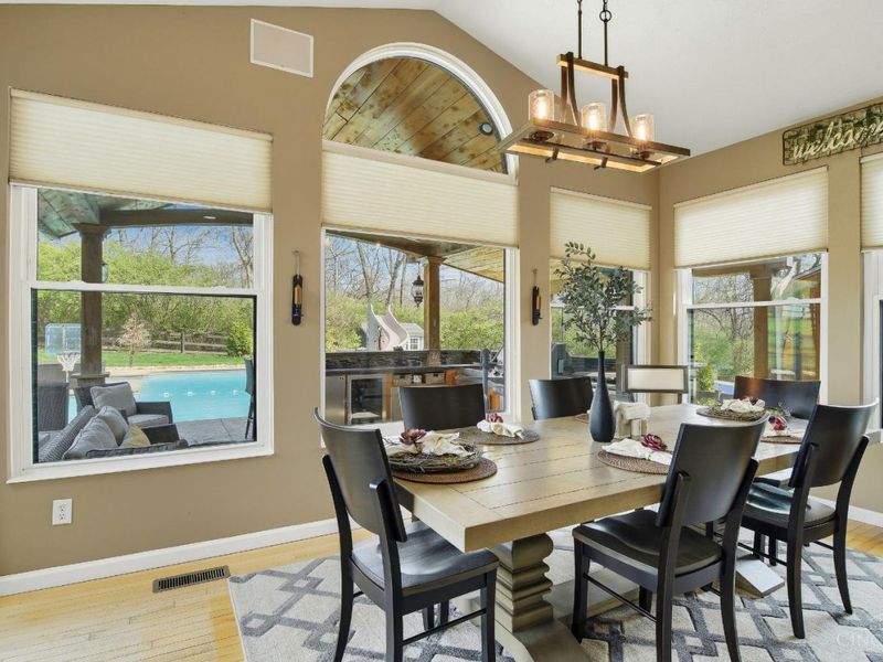 6152 Spring Lake Drive, Fairfield Twp, OH 45011 Photo 17