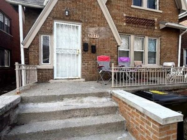 15321 Sorrento Street, Detroit, MI 48227