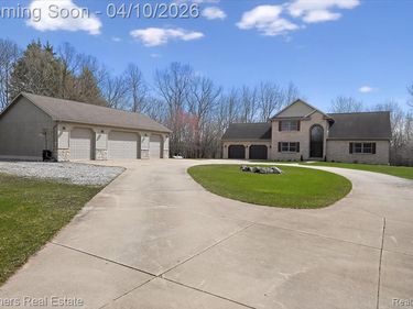 10863 Judd Road, Handy Twp, MI 48836