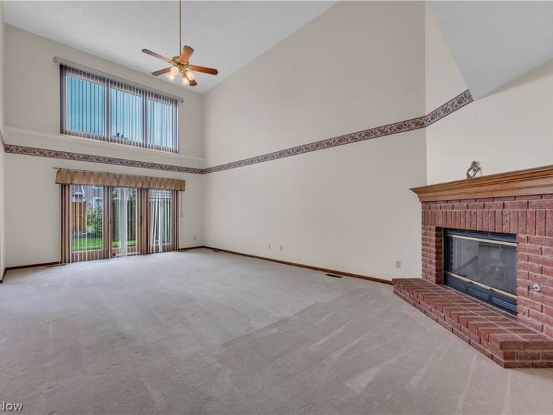 120 Ambleside Way , Amherst, OH 44001 Photo 14