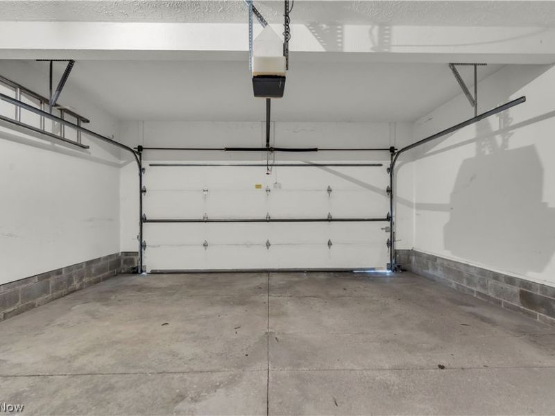 120 Ambleside Way , Amherst, OH 44001 Photo 28