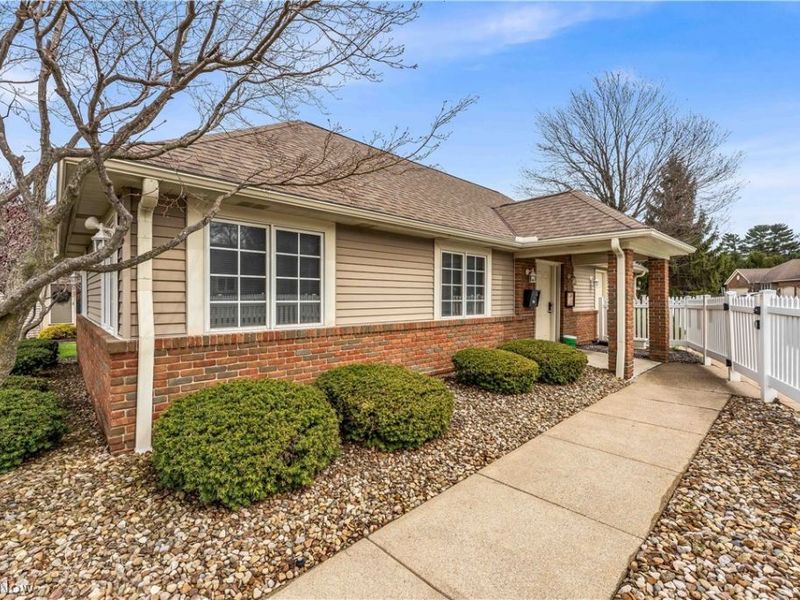 120 Ambleside Way , Amherst, OH 44001 Photo 31