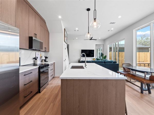 506 Krebs LN, Unit 2, Austin, TX 78704