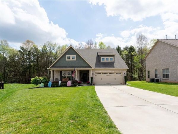 4593 Olivine Lane, Pfafftown, NC 27040