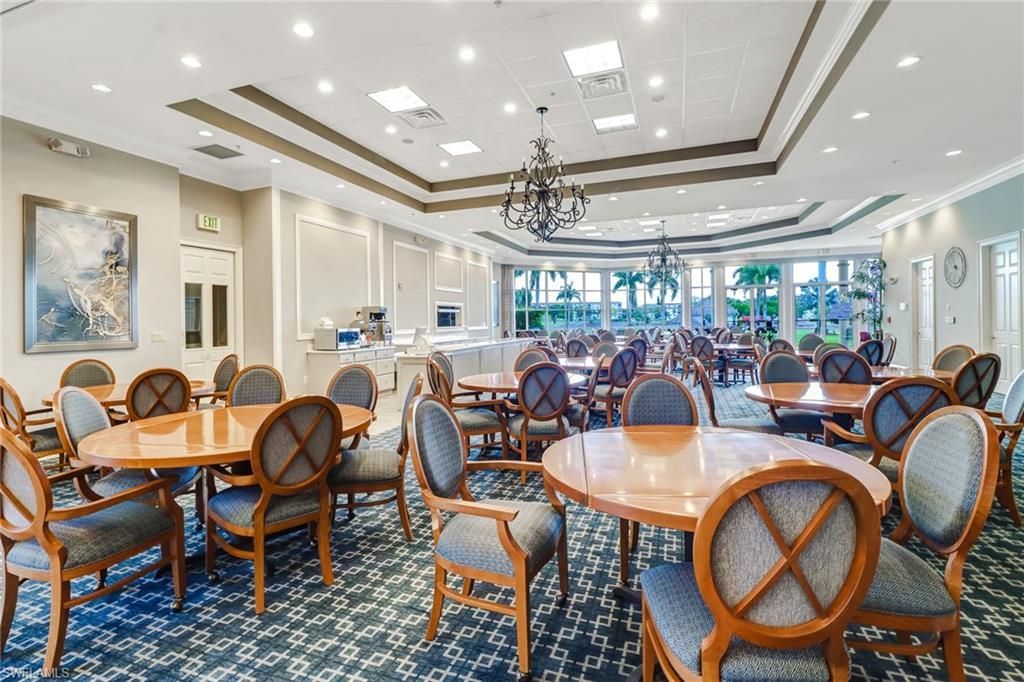 5 High Point Cir W, Unit 211, Naples, FL 34103 Photo