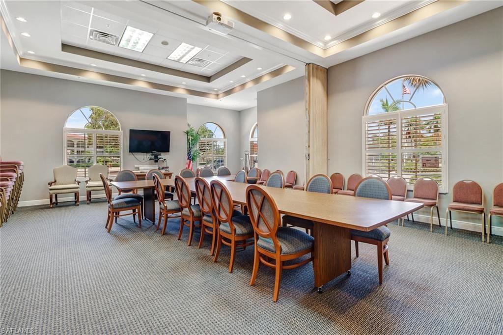 5 High Point Cir W, Unit 211, Naples, FL 34103 Photo