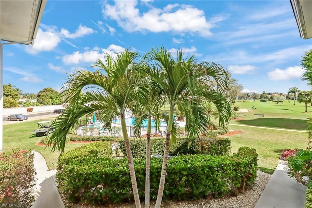 5 High Point Cir W, Unit 211, Naples, FL 34103 Photo