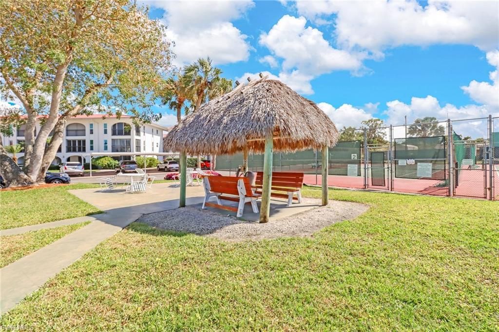 5 High Point Cir W, Unit 211, Naples, FL 34103 Photo