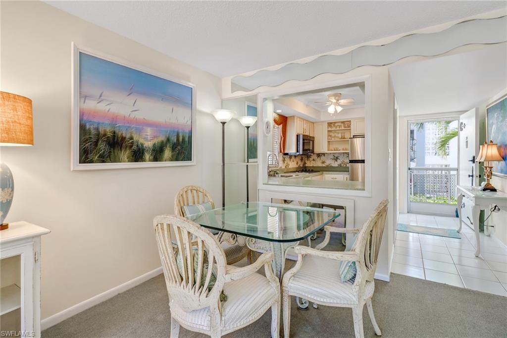 5 High Point Cir W, Unit 211, Naples, FL 34103 Photo