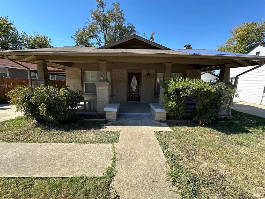 3016 James Avenue, Fort Worth, TX 76110 Main Photo
