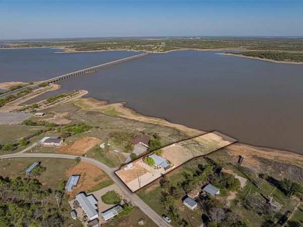 308 County Road 221 , Breckenridge, TX 76424