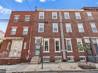 1202 MOUNT VERNON STREET, PHILADELPHIA, PA 19123