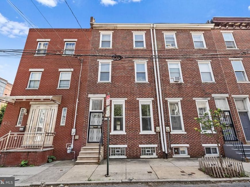 1202 Mount Vernon Street, Philadelphia, PA 19123 Main Photo