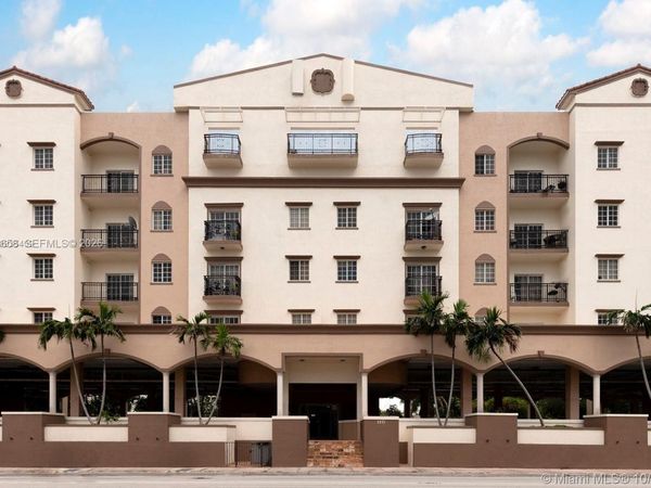 5271 SW 8th St , Unit 212, Miami, FL 33134