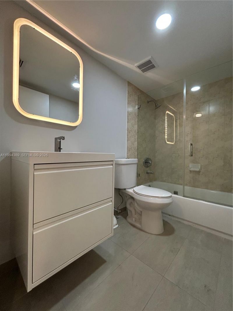 5845 Collins Ave , Unit 101, Miami Beach, FL 33140 Photo